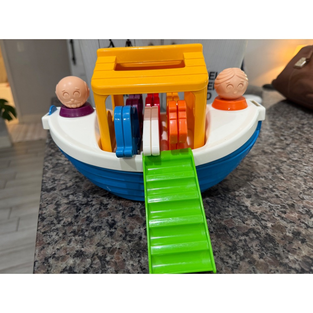 Vintage 1980s Tupperware Tuppertoys Noah's Ark Playset
